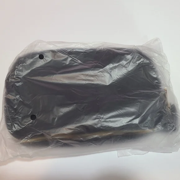 Belt bag- Brand new- black - Picture 8 of 8